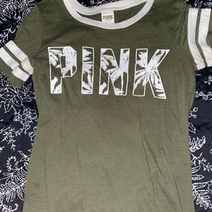 VS Pink Tee - Green with Palm Leaves - Size Medium
